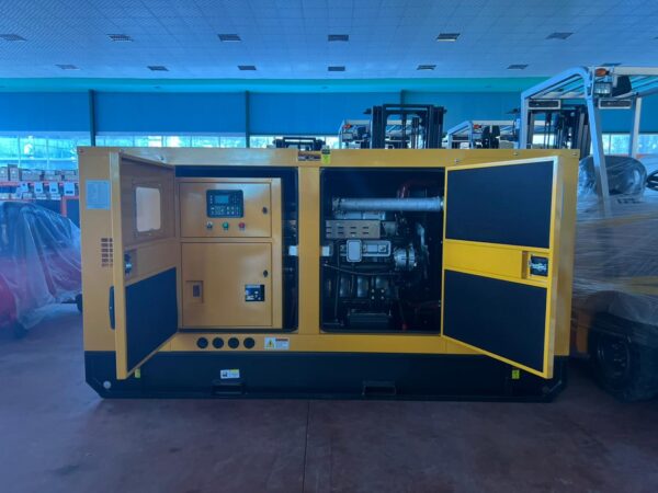 Gjenerator Aksa 110kVA - Image 4
